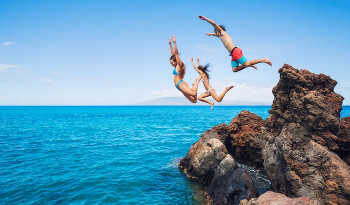 cliff jumping
