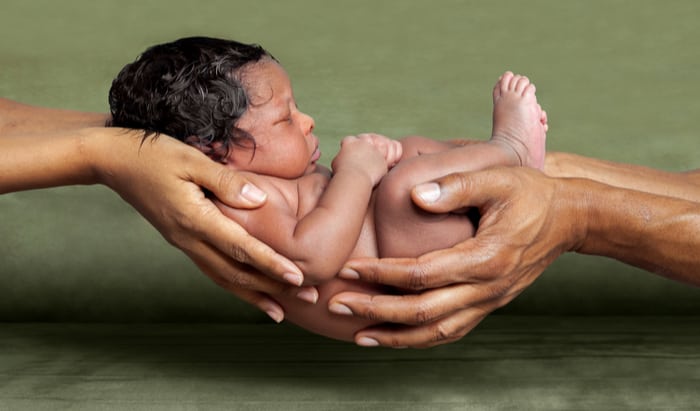 Common antibiotic reduces low birth weight and prematurity